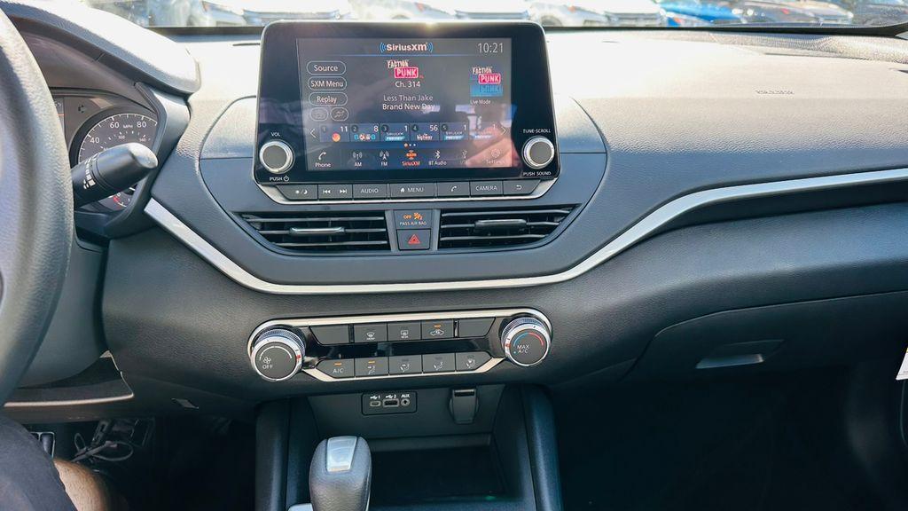 new 2025 Nissan Altima car, priced at $22,950