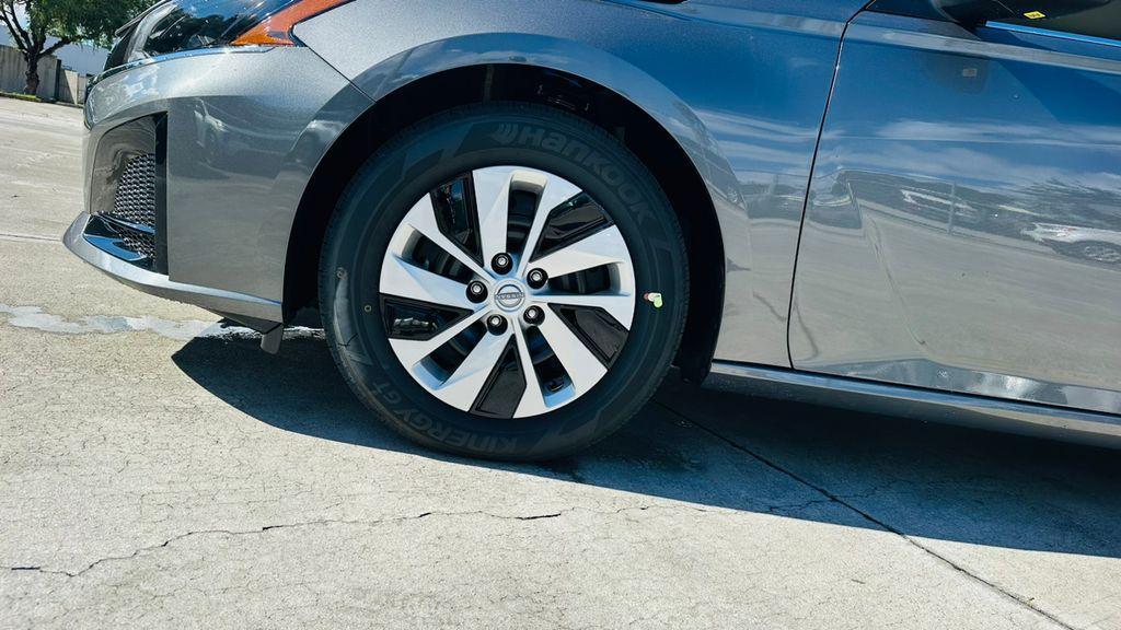 new 2025 Nissan Altima car, priced at $22,950