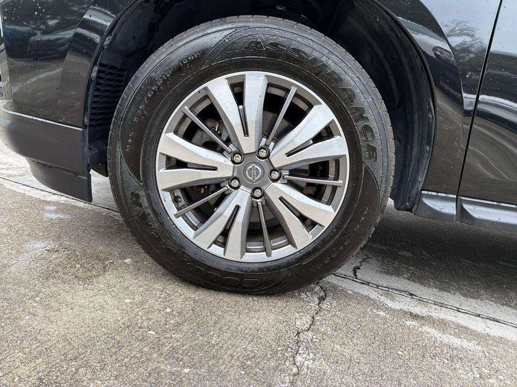 used 2019 Nissan Pathfinder car, priced at $14,400
