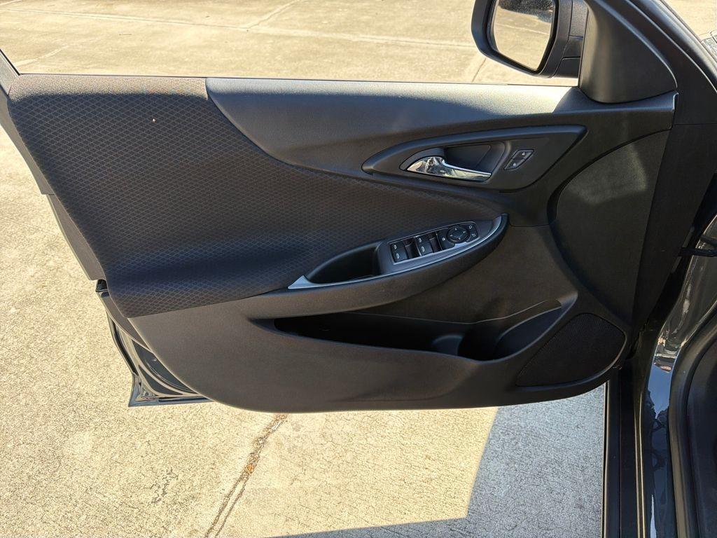 used 2017 Chevrolet Malibu car, priced at $8,721