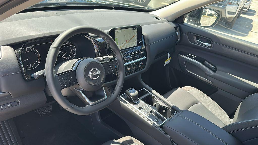 new 2025 Nissan Pathfinder car, priced at $38,365