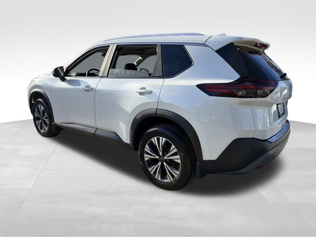 used 2023 Nissan Rogue car, priced at $18,875