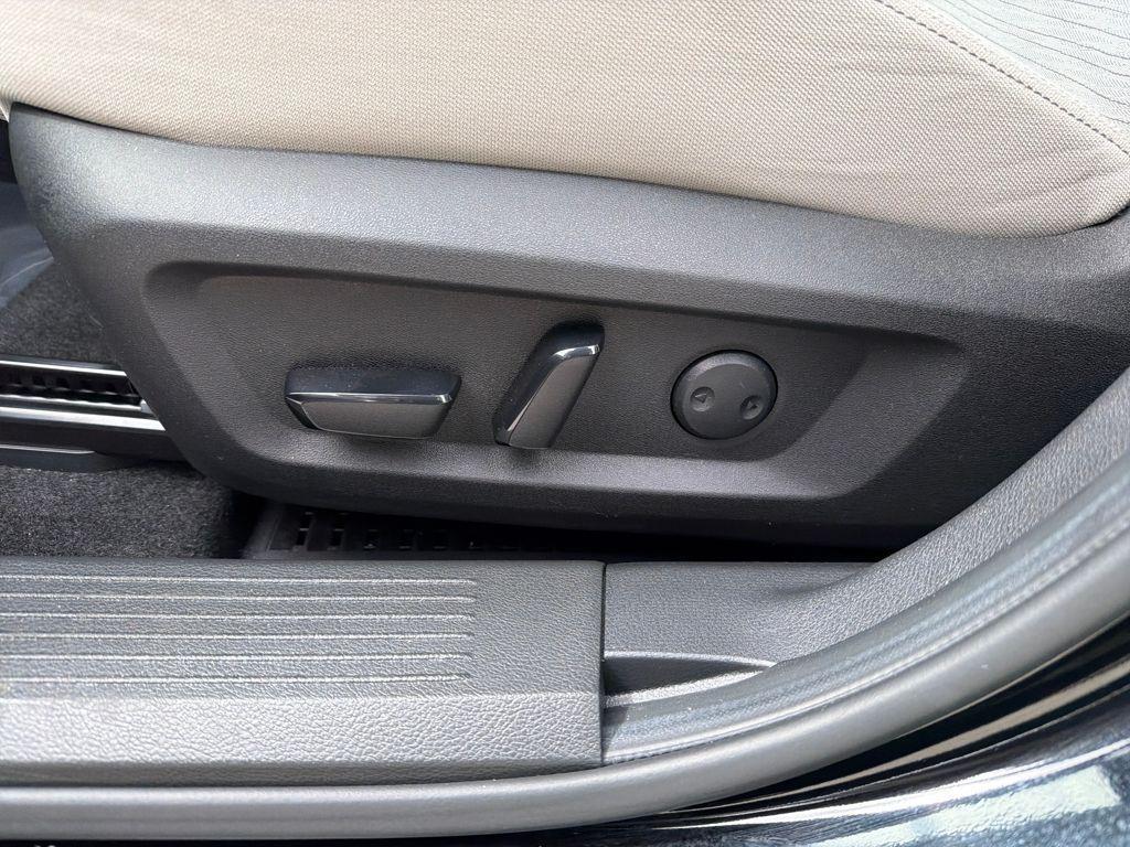 used 2023 Nissan Rogue car, priced at $19,999