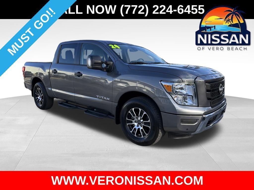 used 2024 Nissan Titan car, priced at $33,200