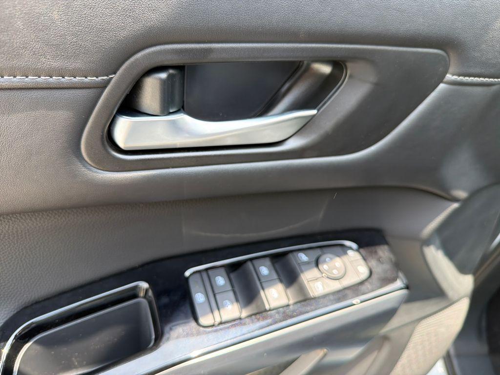 new 2026 Nissan Pathfinder car, priced at $44,956