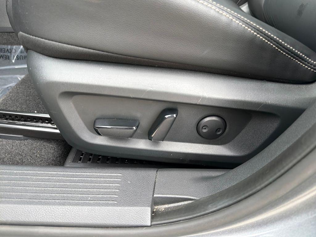 used 2023 Nissan Rogue car, priced at $27,216