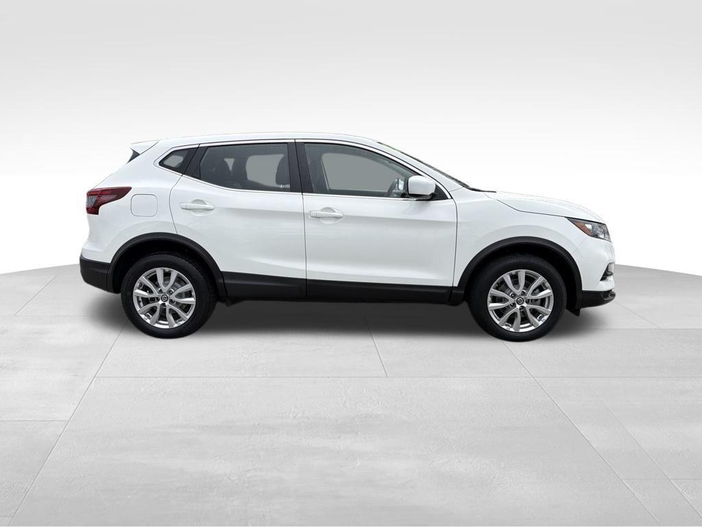 used 2021 Nissan Rogue Sport car, priced at $13,999
