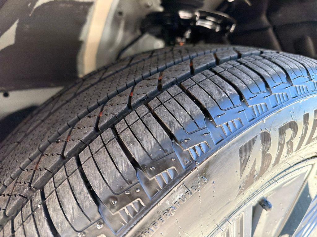 new 2026 Nissan Murano car, priced at $43,215