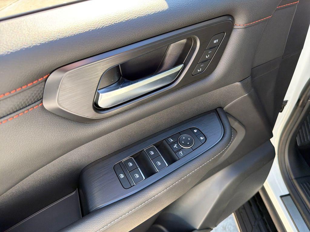 new 2026 Nissan Armada car, priced at $78,029