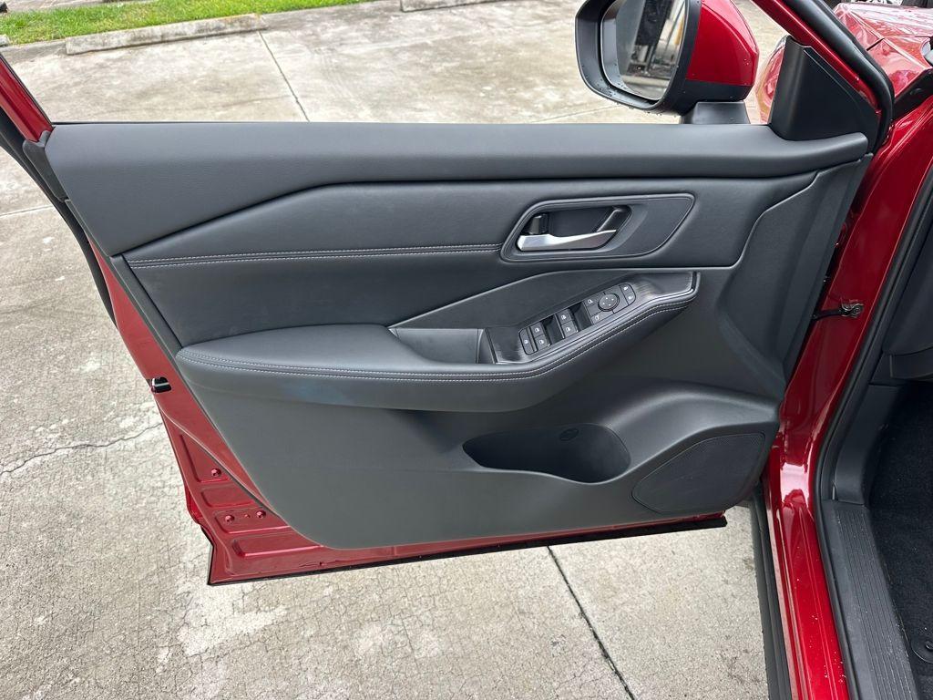 new 2026 Nissan Rogue car, priced at $29,098