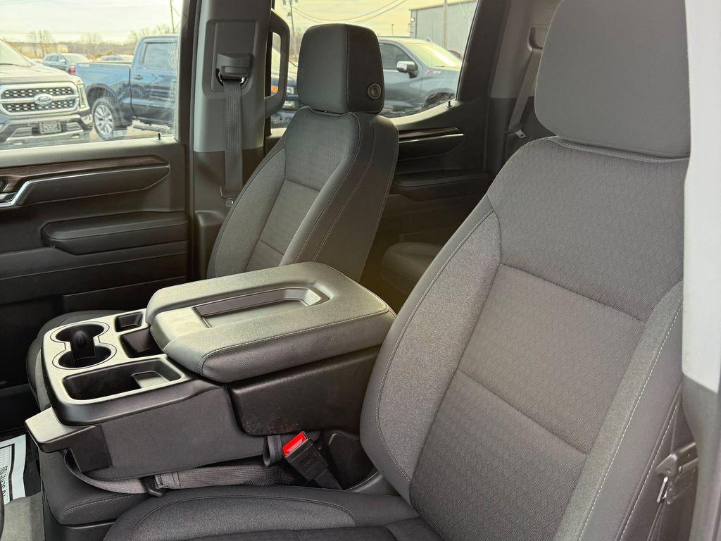 used 2024 Chevrolet Silverado 1500 car, priced at $44,996