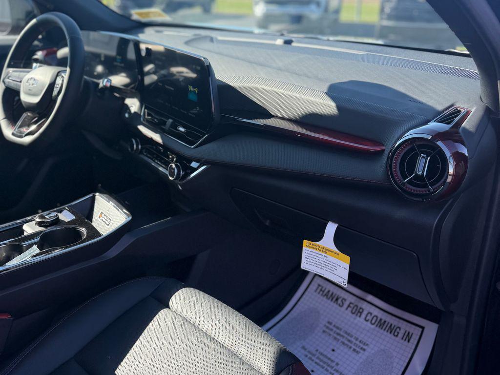 new 2026 Chevrolet Equinox car, priced at $35,660