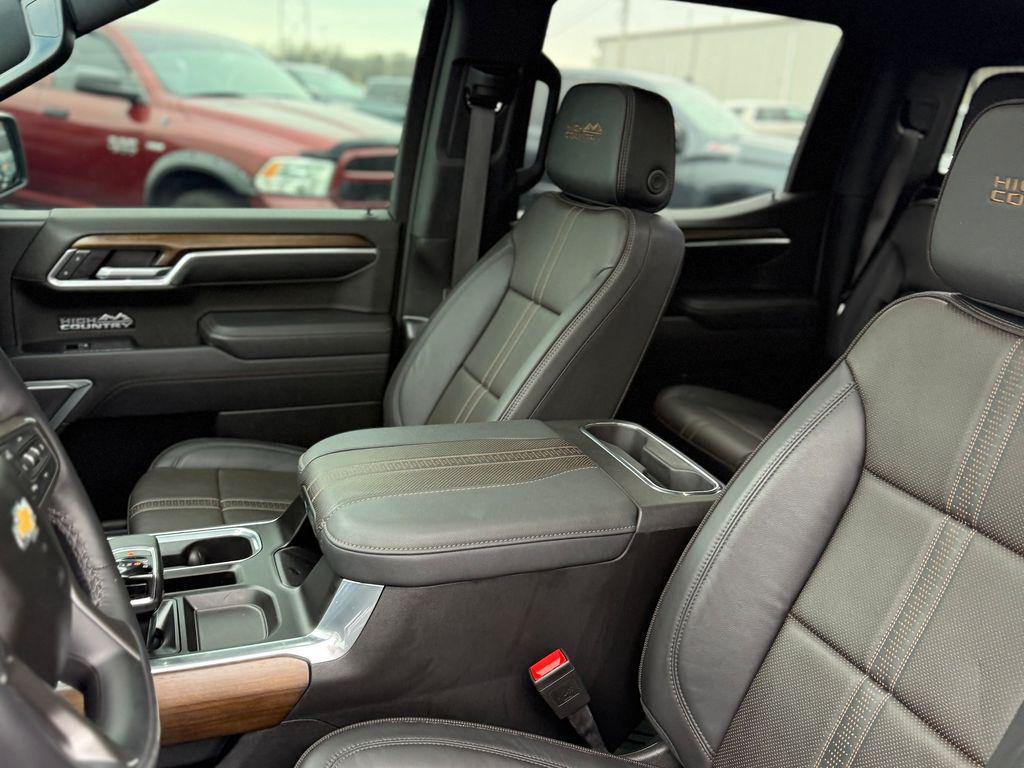 used 2025 Chevrolet Silverado 1500 car, priced at $60,955