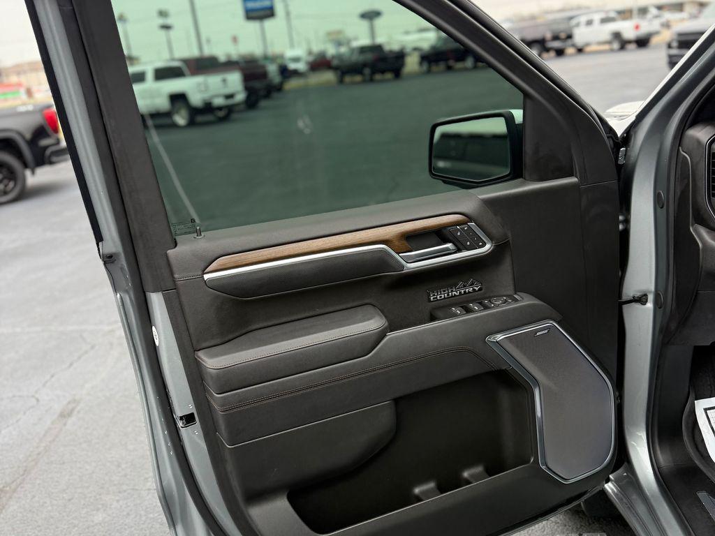 used 2025 Chevrolet Silverado 1500 car, priced at $60,955