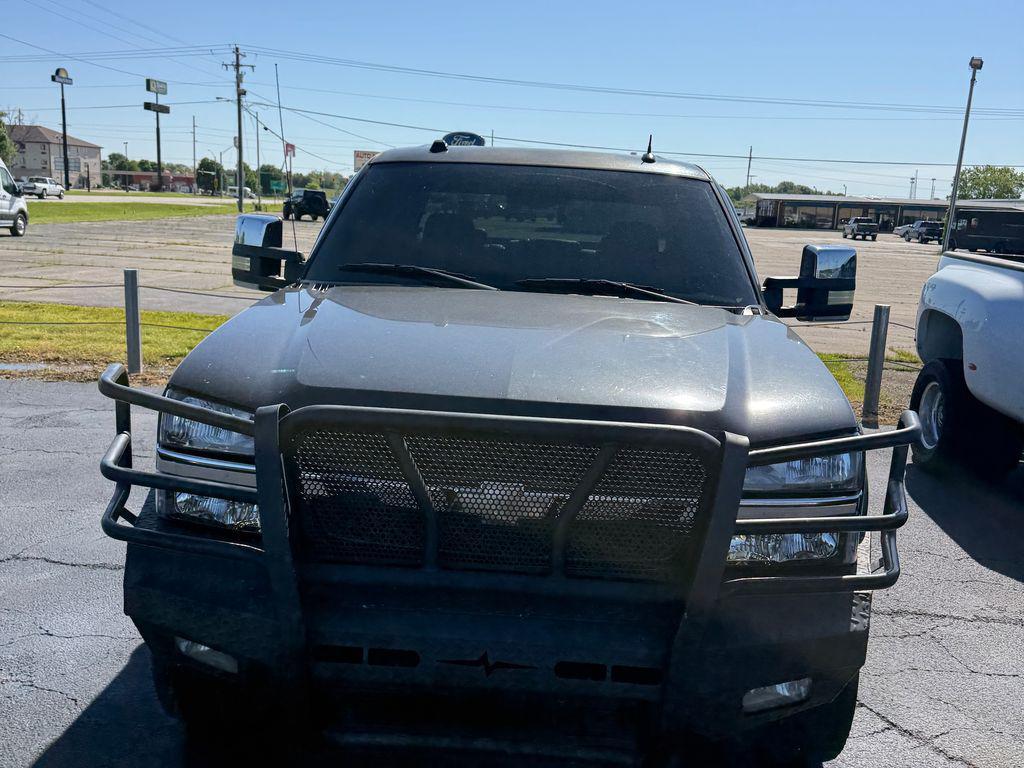 used 2004 Chevrolet Silverado 2500 car, priced at $19,998