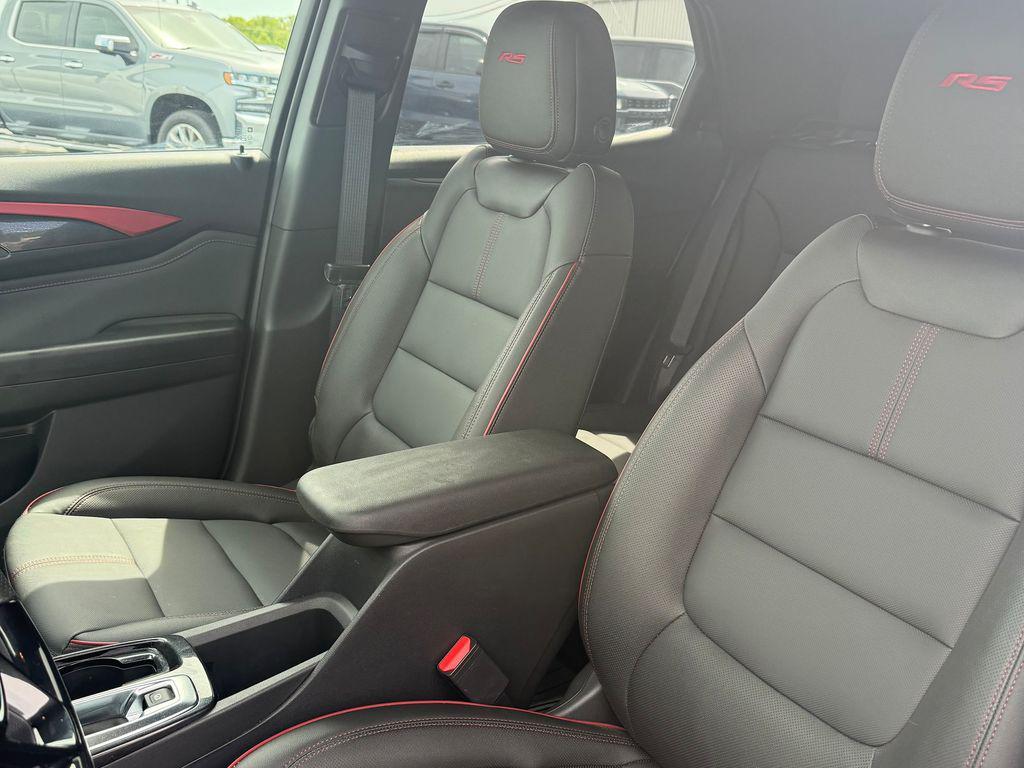 used 2025 Chevrolet TrailBlazer car, priced at $28,872