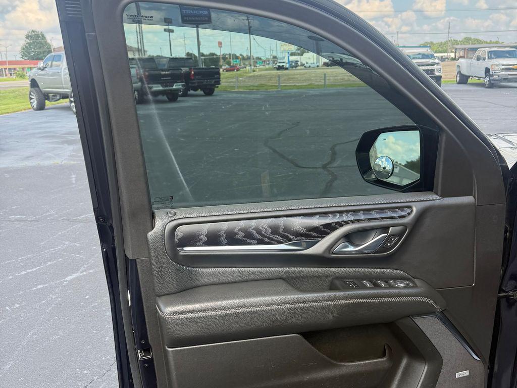 used 2023 GMC Yukon XL car, priced at $66,517