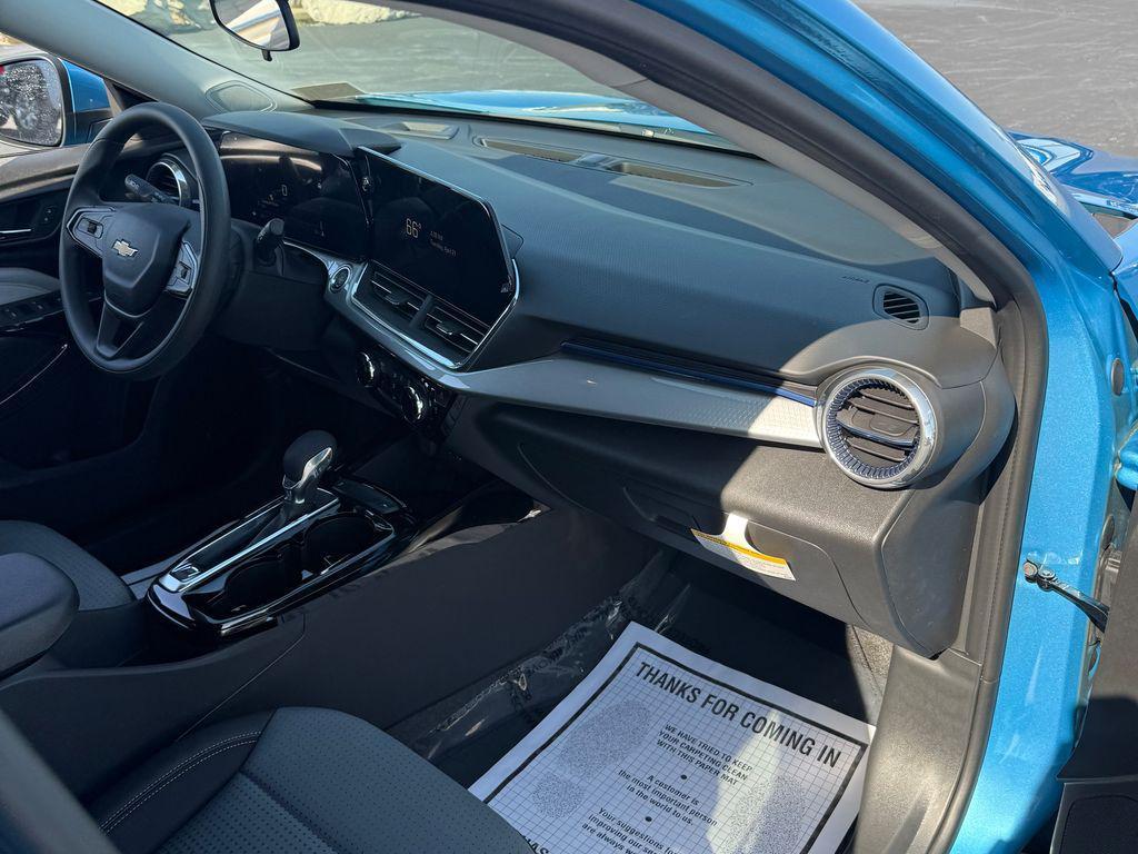 new 2026 Chevrolet Trax car, priced at $25,685