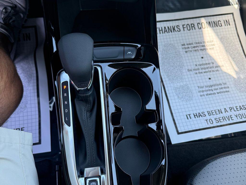 new 2026 Chevrolet Trax car, priced at $25,685