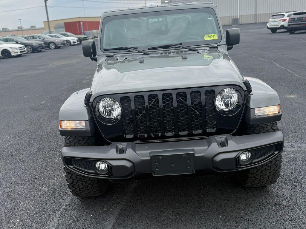 used 2021 Jeep Gladiator car, priced at $27,990