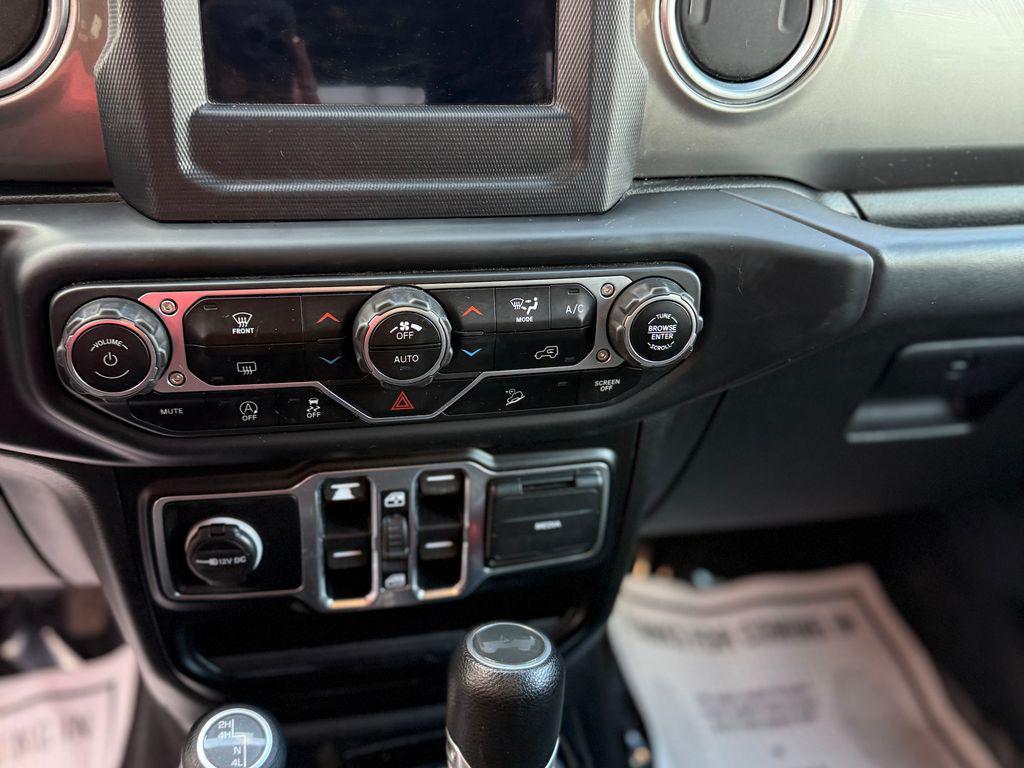 used 2020 Jeep Wrangler Unlimited car, priced at $34,998