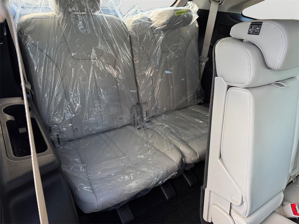 new 2026 Kia Sorento Hybrid car, priced at $39,900