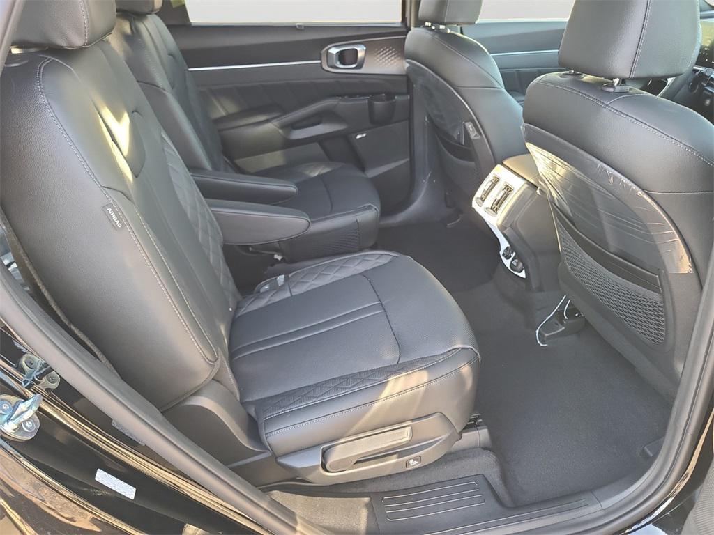new 2026 Kia Sorento Hybrid car, priced at $46,645