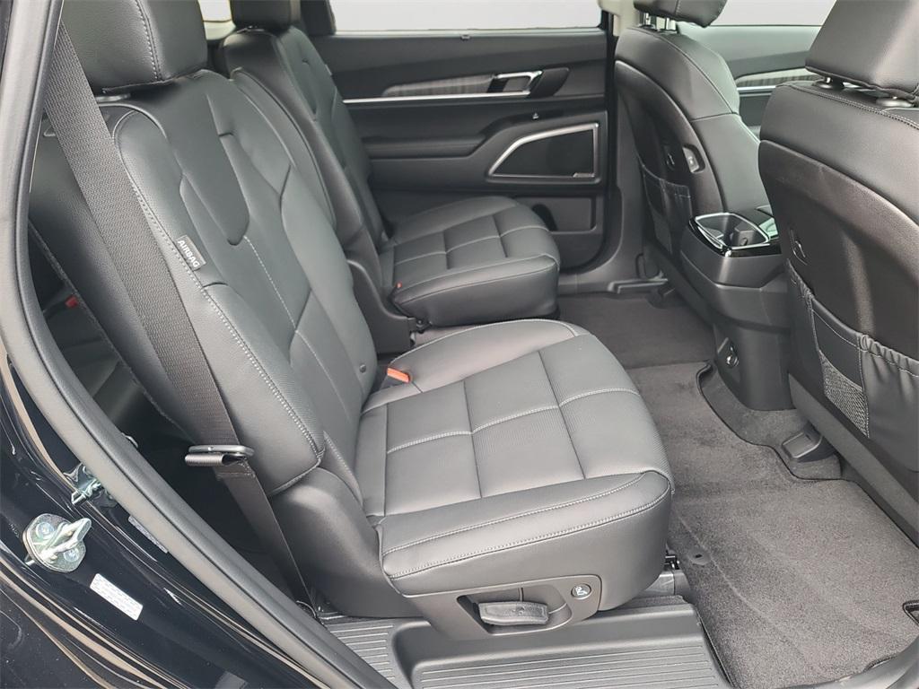 new 2025 Kia Telluride car, priced at $43,195