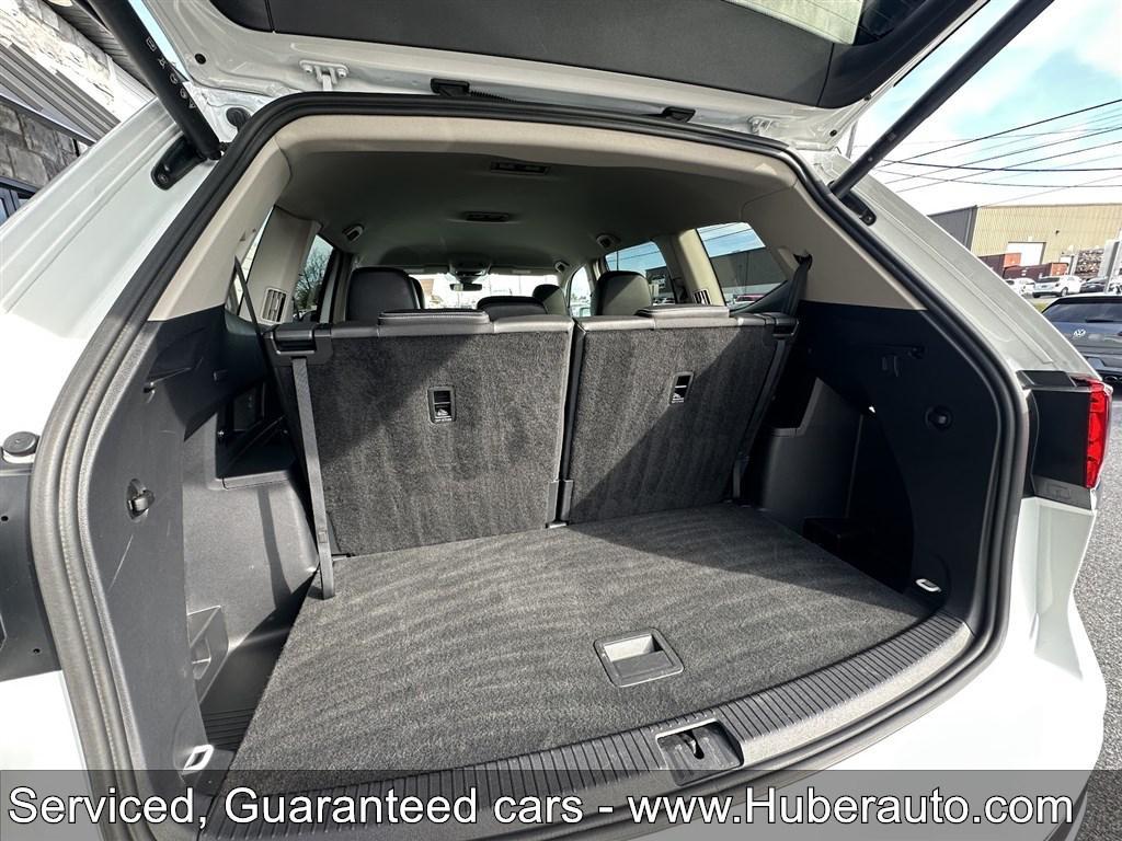 used 2025 Volkswagen Atlas car, priced at $35,500