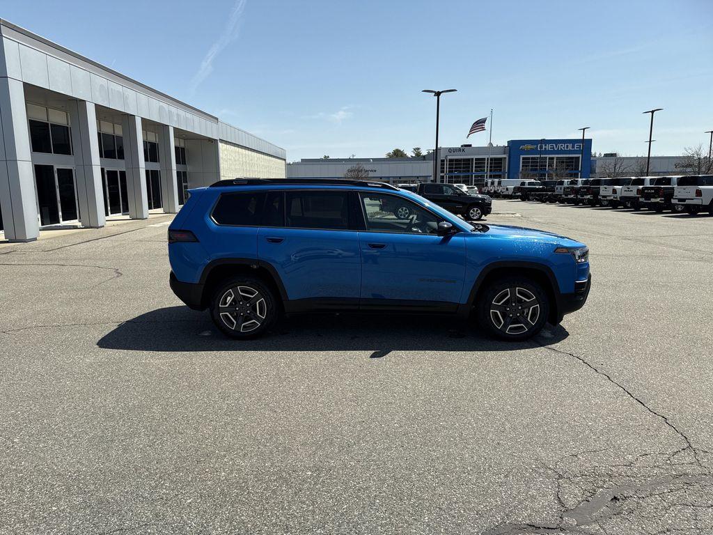 new 2026 Jeep Cherokee car, priced at $39,622