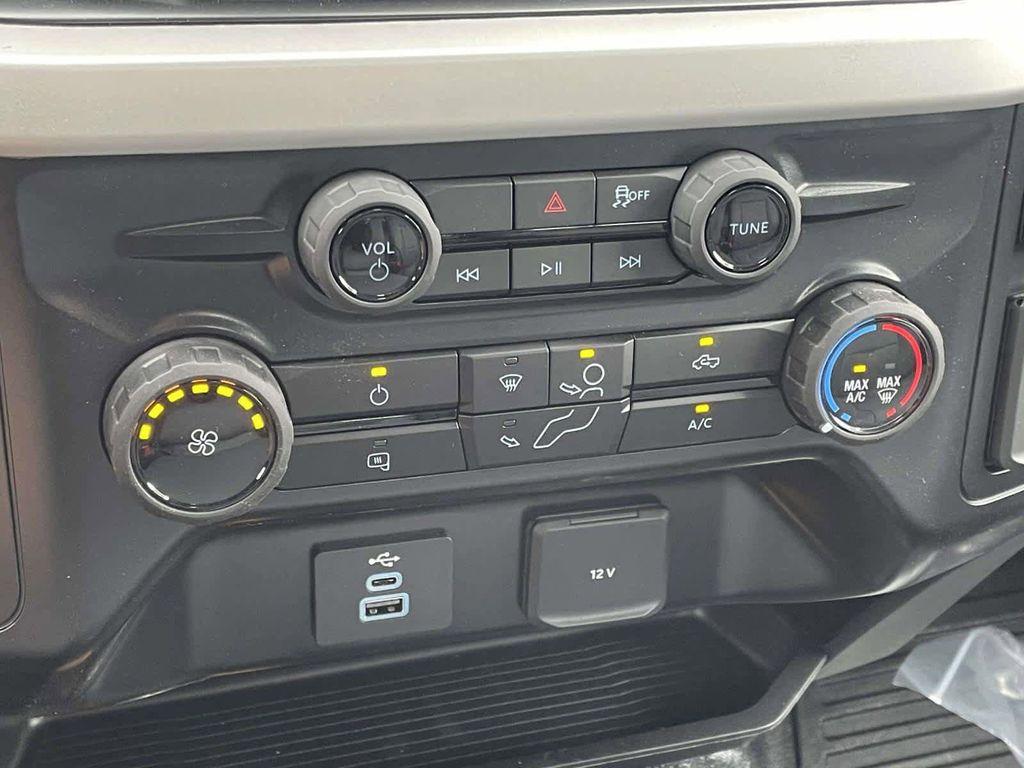 new 2025 Ford F-350 car, priced at $72,770