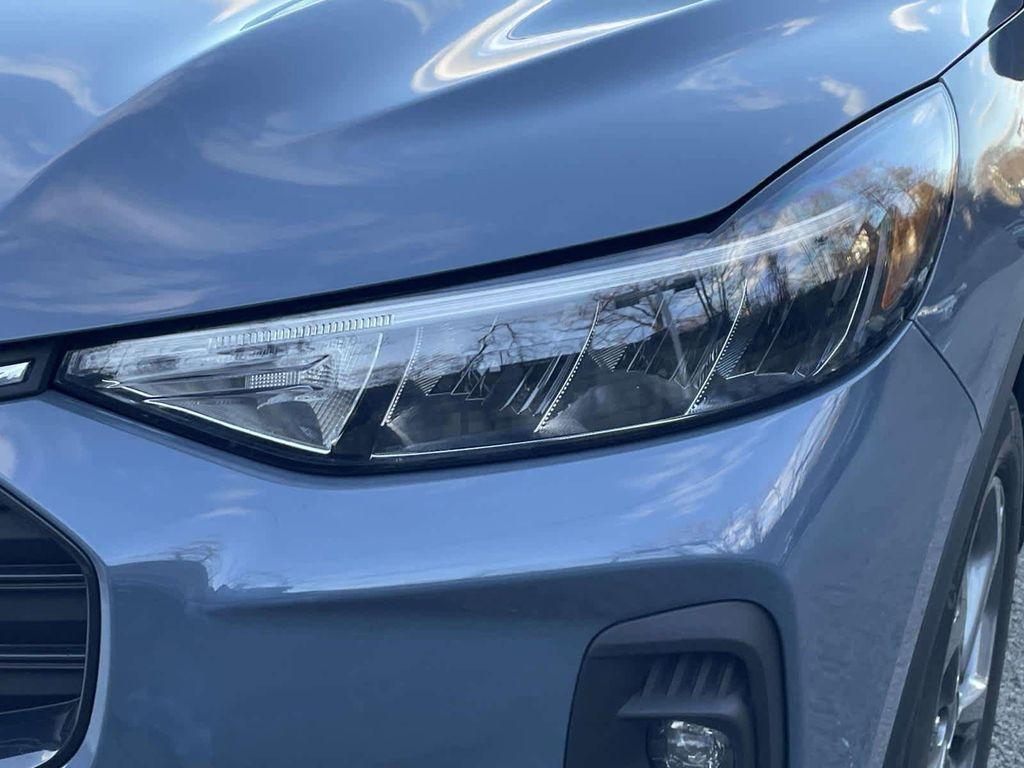 used 2025 Ford Escape car, priced at $24,998