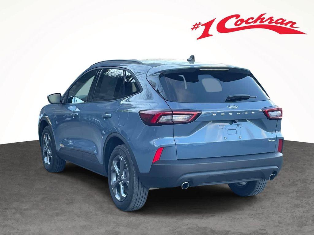 used 2025 Ford Escape car, priced at $24,998