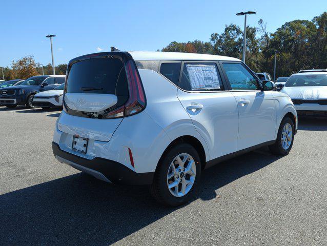 new 2025 Kia Soul car, priced at $22,276