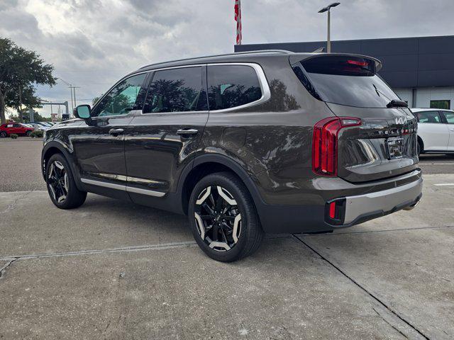 used 2025 Kia Telluride car, priced at $34,404