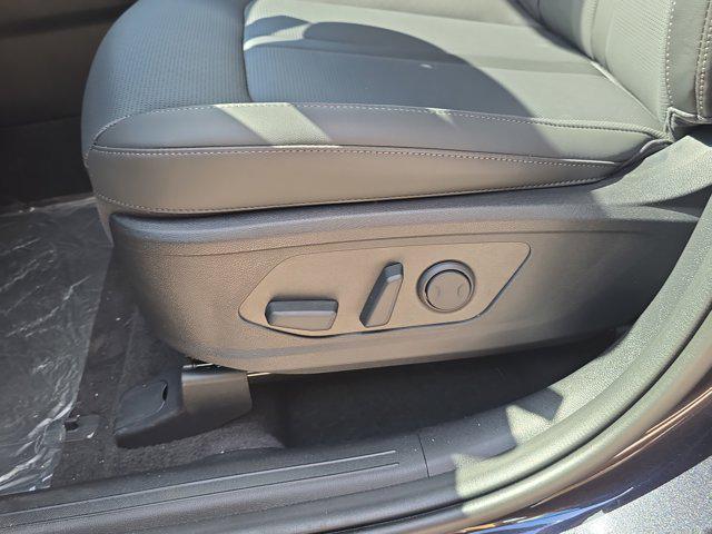 new 2026 Kia Sorento car, priced at $35,824