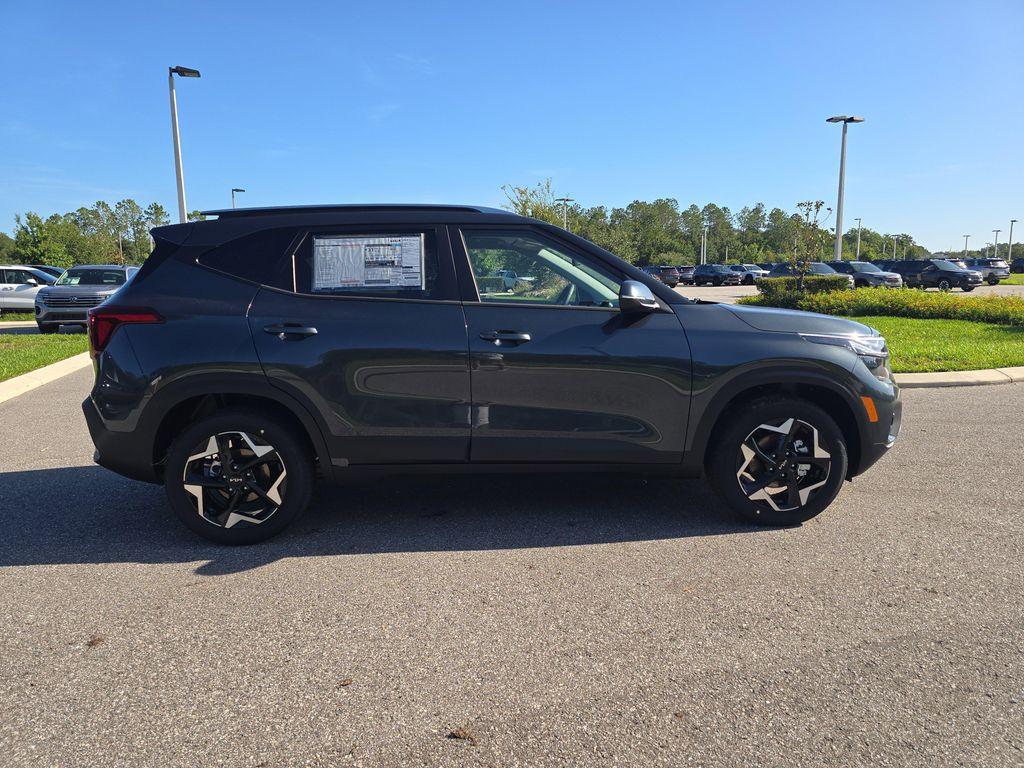 new 2026 Kia Seltos car, priced at $27,367