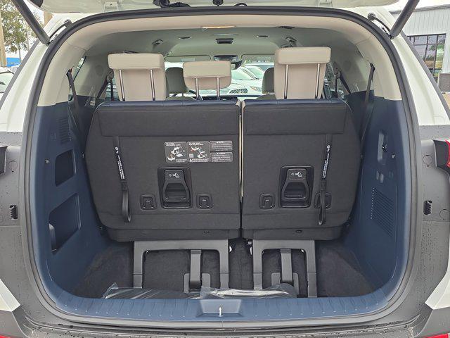 new 2026 Kia Carnival Hybrid car, priced at $45,004