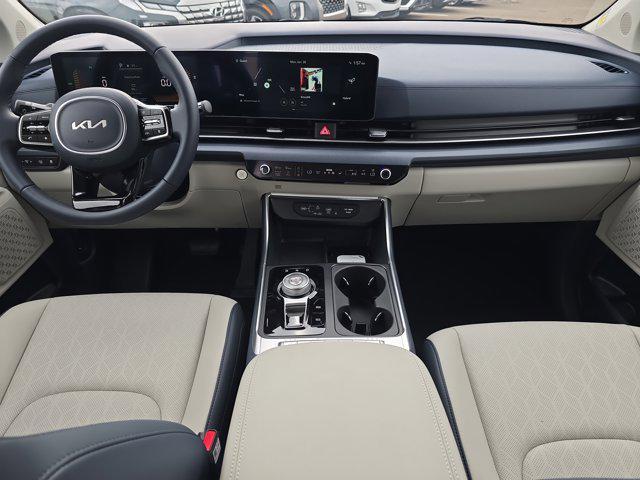 new 2026 Kia Carnival Hybrid car, priced at $45,004
