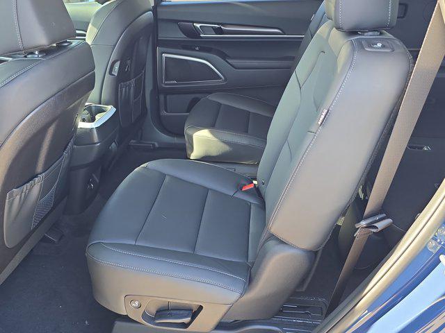 new 2025 Kia Telluride car, priced at $40,750