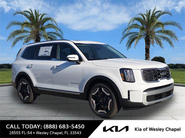 new 2025 Kia Telluride car, priced at $40,804