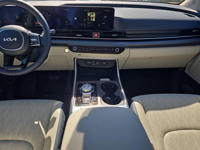 new 2026 Kia Carnival Hybrid car, priced at $45,004