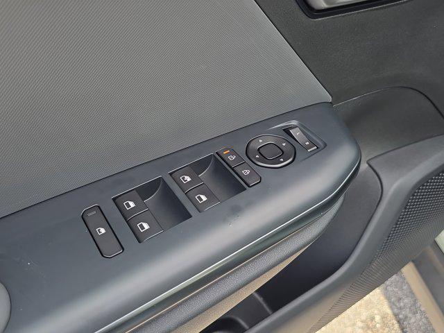 new 2025 Kia K4 car, priced at $23,975