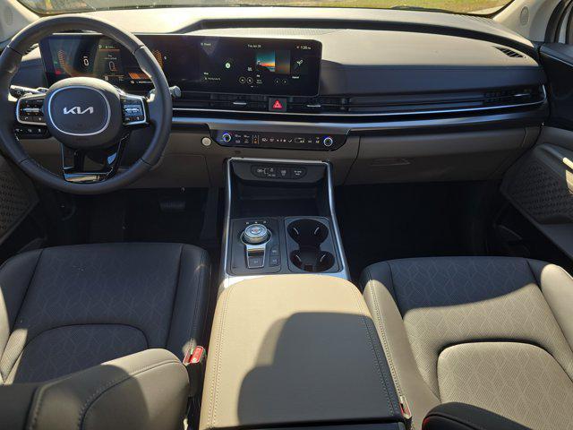 new 2026 Kia Carnival Hybrid car, priced at $42,826