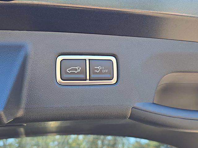 new 2026 Kia Sorento Hybrid car, priced at $42,573