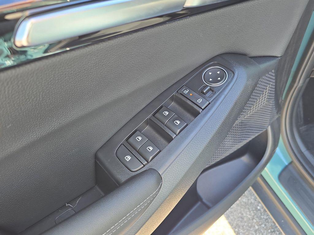 new 2026 Kia Seltos car, priced at $27,790