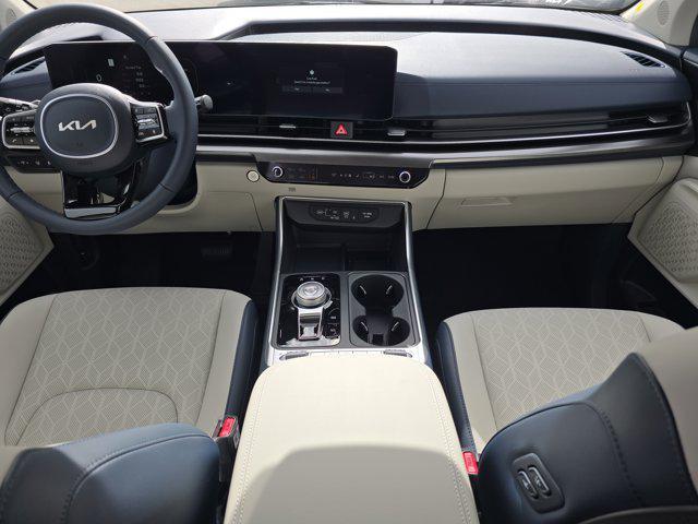 new 2026 Kia Carnival Hybrid car, priced at $50,138