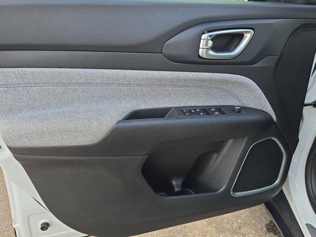 used 2023 Jeep Compass car, priced at $19,990