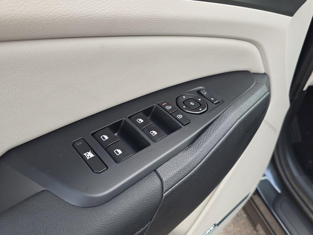new 2026 Kia Sportage Hybrid car, priced at $39,759