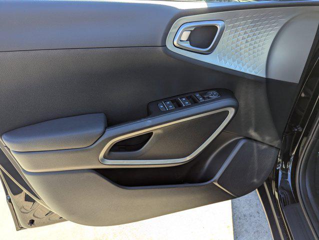 new 2025 Kia Soul car, priced at $22,276